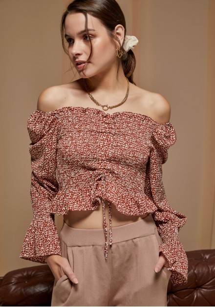 Top έξωμο floral